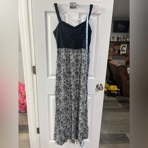 Black and White Maxi Tank-top Dress
